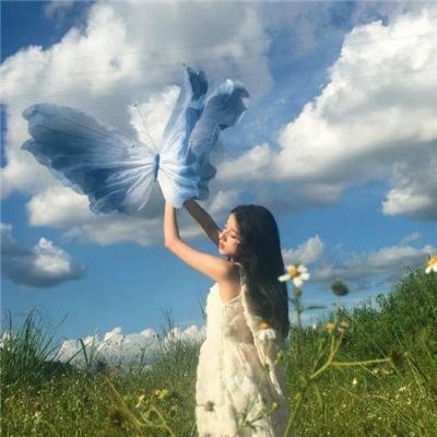 叔比狗:尼斯湖大水怪