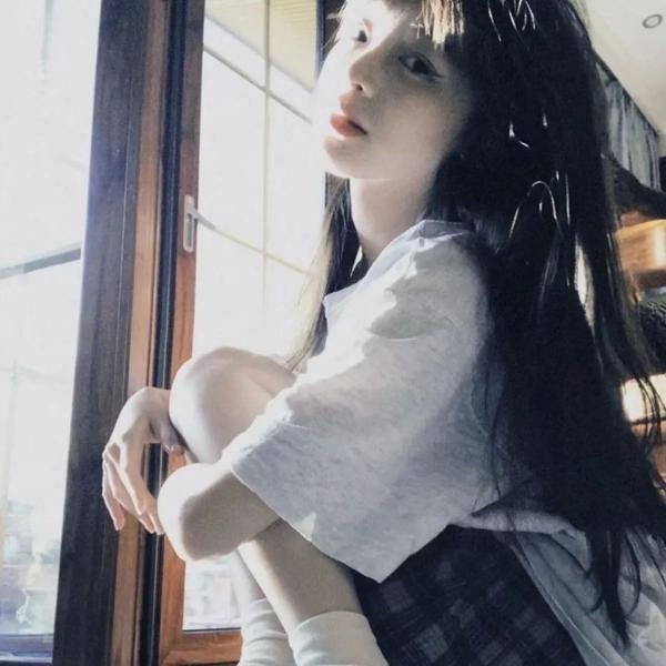 生活艰难也许快乐